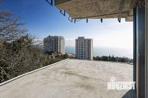 Дом 320м&sup2;, 3-этажный, участок 3 сот.  