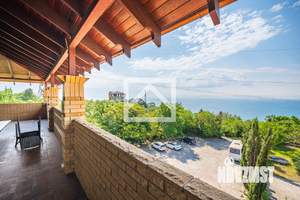 Дом 515м&sup2;, 3-этажный, участок 30 сот.  