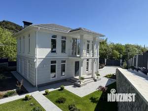 Дом 240м², 2-этажный, участок 7 сот.  