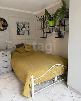 Дом 50м&sup2;, 1-этажный, участок 1 сот.  