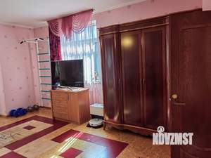 Дом 490м², 4-этажный, участок 5 сот.  
