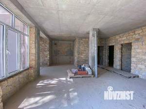 Дом 255м&sup2;, 2-этажный, участок 4 сот.  