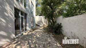 Дом 272м&sup2;, 3-этажный, участок 4 сот.  