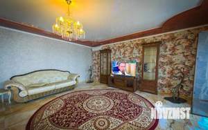 Дом 280м², 2-этажный, участок 6 сот.  