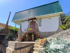 Дом 92м&sup2;, 2-этажный, участок 3 сот.  