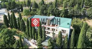 Дом 600м², 3-этажный, участок 10 сот.  