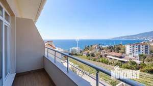 Дом 625м&sup2;, 3-этажный, участок 8 сот.  