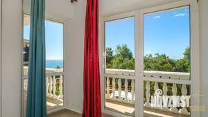 Дом 354м², 4-этажный, участок 10 сот.  