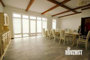 Коттедж 291м&sup2;, 3-этажный, участок 6 сот.  