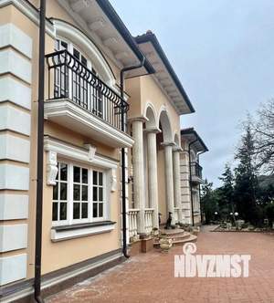 Дом 1250м&sup2;, 4-этажный, участок 17 сот.  