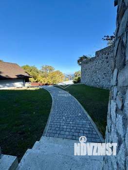 Дом 234м&sup2;, 2-этажный, участок 8 сот.  