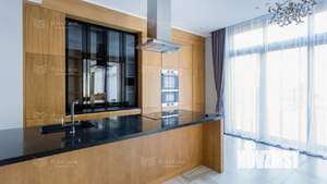 Дом 1200м², 3-этажный, участок 37 сот.  