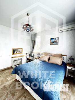Дом 500м², 2-этажный, участок 6 сот.  
