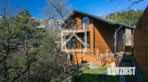 Дом 249м&sup2;, 3-этажный, участок 5 сот.  