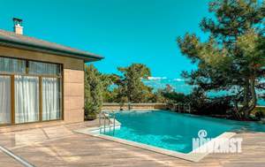 Дом 336м², 3-этажный, участок 29 сот.  