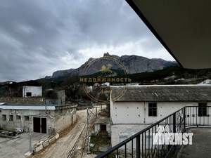 Дом 250м², 3-этажный, участок 4 сот.  