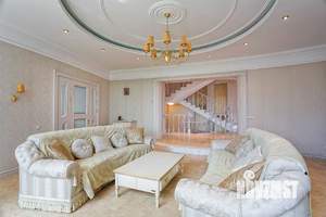 Дом 414м&sup2;, 4-этажный, участок 14 сот.  