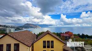 Дом 740м&sup2;, 3-этажный, участок 6 сот.  