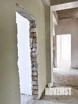 Коттедж 318м², 3-этажный, участок 5 сот.  