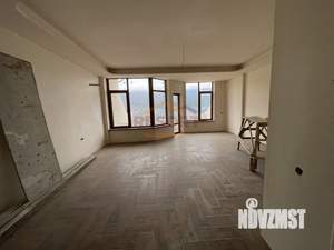 Таунхаус 170м², 4-этажный, участок 1 сот.  