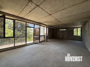 Дом 219м², 2-этажный, участок 3 сот.  