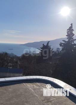 Дом 312м&sup2;, 3-этажный, участок 6 сот.  