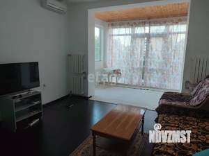 Дом 211м², 3-этажный, участок 1 сот.  