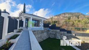 Дом 240м², 2-этажный, участок 7 сот.  