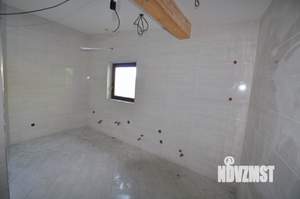 Дом 299м&sup2;, 3-этажный, участок 17 сот.  