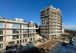 Дом 181м&sup2;, 2-этажный, участок 1 сот.  