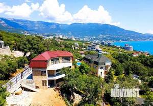 Дом 581м², 3-этажный, участок 5 сот.  