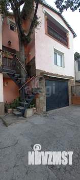 Дом 171м², 3-этажный, участок 1 сот.  