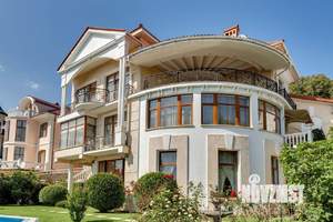 Дом 545м², 4-этажный, участок 10 сот.  