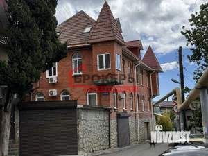 Дом 187м&sup2;, 3-этажный, участок 5 сот.  