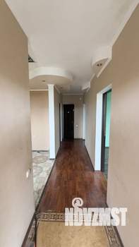 Дом 217м&sup2;, 3-этажный, участок 6 сот.  