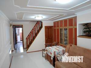 Дом 164м&sup2;, 3-этажный, участок 2 сот.  