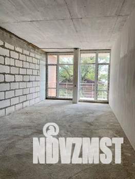 Дом 232м&sup2;, 2-этажный, участок 3 сот.  