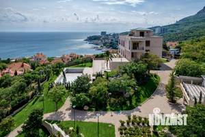 Дом 2890м&sup2;, 5-этажный, участок 110 сот.  