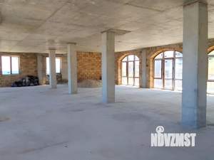 Дом 740м², 3-этажный, участок 6 сот.  