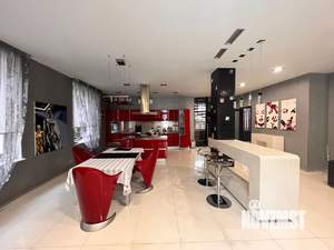 Дом 350м², 2-этажный, участок 9 сот.  