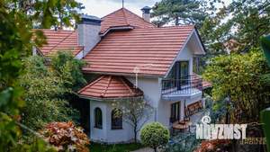 Дом 400м², 3-этажный, участок 40 сот.  