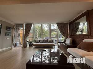 Таунхаус 275м², 4-этажный, участок 2 сот.  