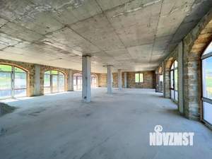 Дом 740м², 3-этажный, участок 6 сот.  