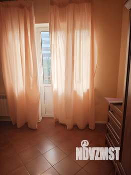 Коттедж 163м&sup2;, 3-этажный, участок 1 сот.  