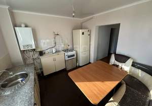 Дом 180м&sup2;, 2-этажный, участок 5 сот.  