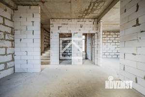 Коттедж 260м², 3-этажный, участок 6 сот.  