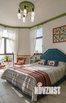 Дом 214м&sup2;, 3-этажный, участок 4 сот.  