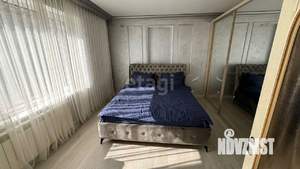 Дом 372м&sup2;, 4-этажный, участок 4 сот.  