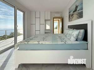 Коттедж 210м², 2-этажный, участок 8 сот.  