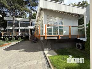 Дом 430м², 3-этажный, участок 30 сот.  
